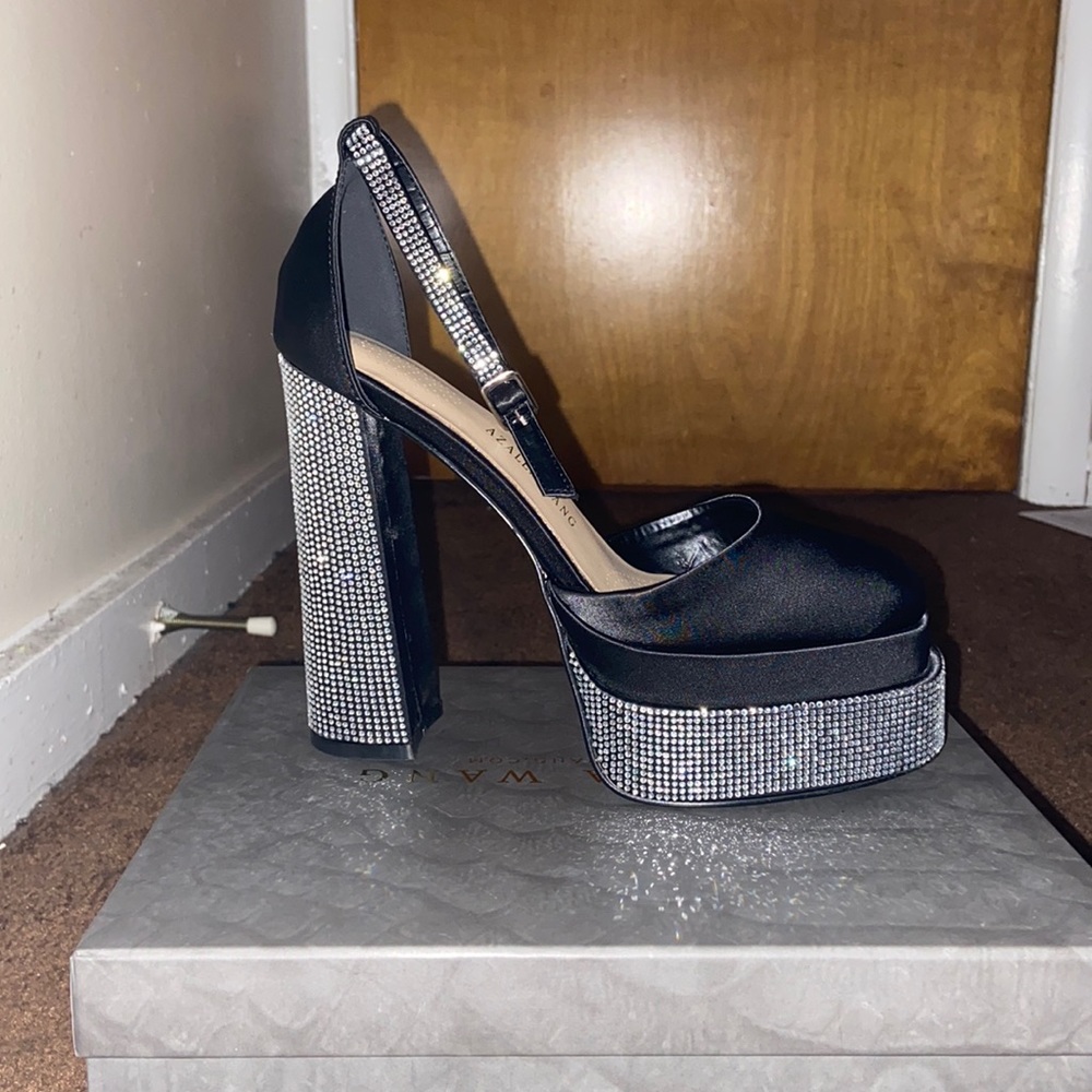 Brand new Azale Wang Margot-Black Heels